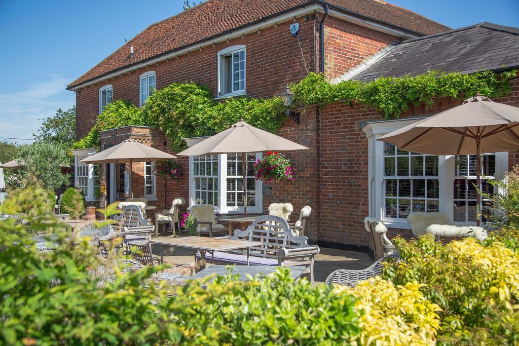 Bedford Arms Hotel Rickmansworth Buitenkant foto